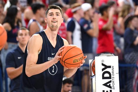 Gonzaga’s Steele Venters sustains season.
